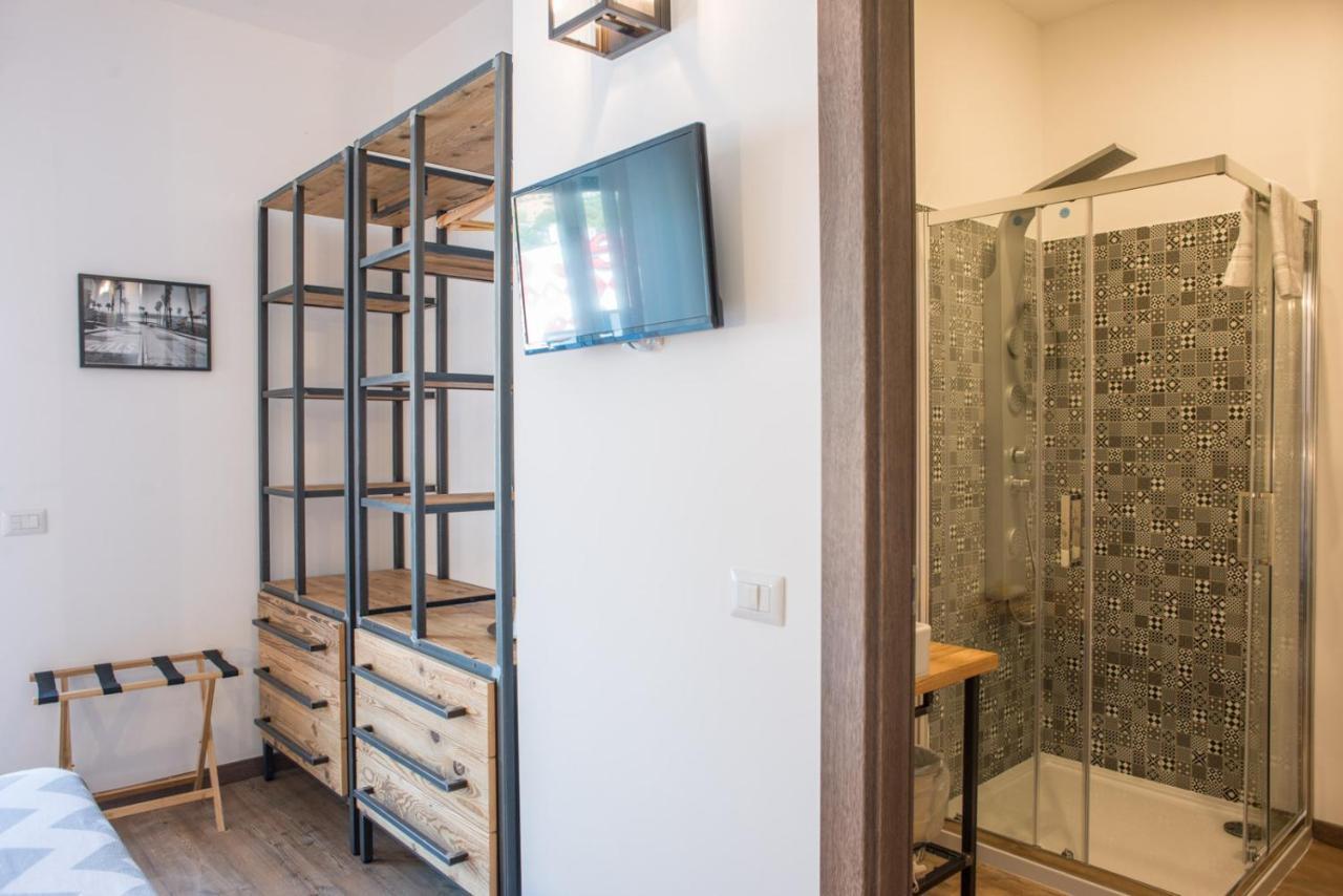 Officina Rooms Комо Экстерьер фото