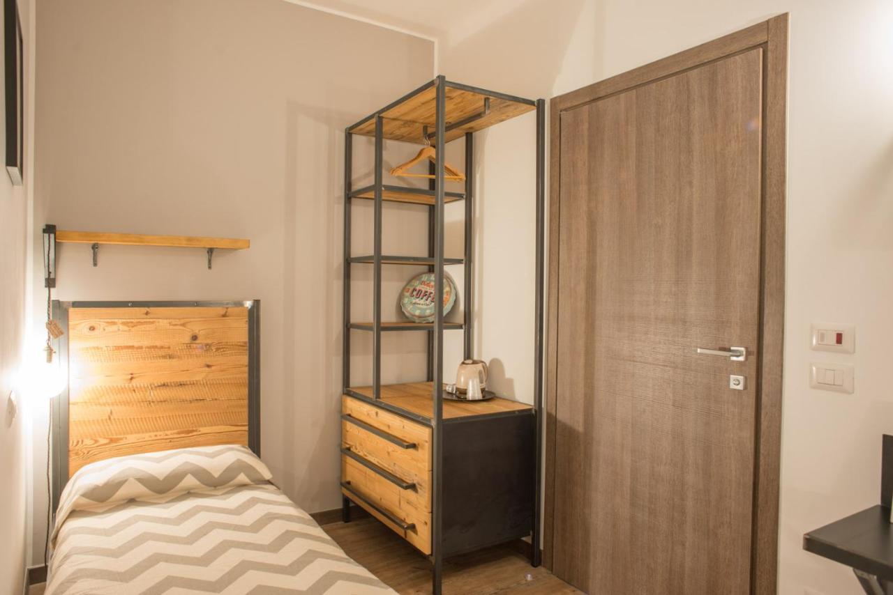 Officina Rooms Комо Экстерьер фото